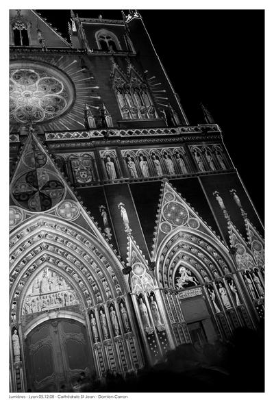 Lyon_Illuminations_2008___6_by_Corv3n.jpg